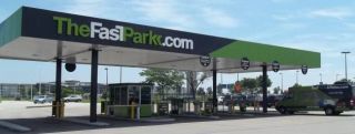 cheap parking at the airport of milwaukee Fast Park & Relax MKE