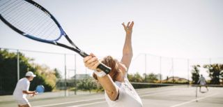 places to teach paddle tennis in milwaukee Town Club