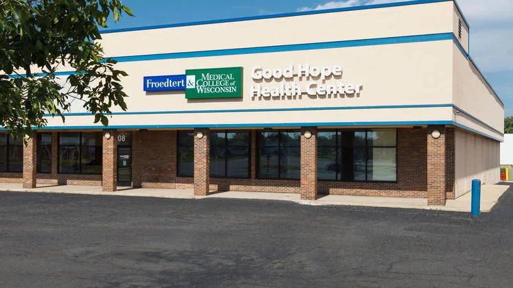private clinics milwaukee Froedtert Good Hope Health Center