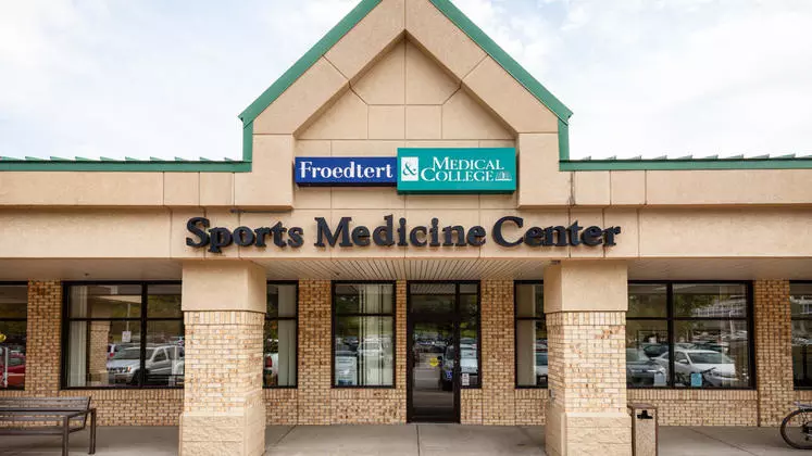 places to practice athletics in milwaukee Froedtert Sports Medicine Center
